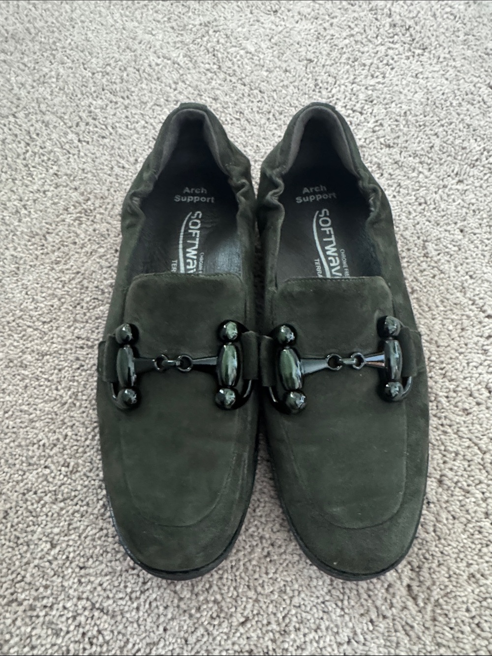 SoftWalk Women’s Olive Green Suede Loafers, Like New, with box